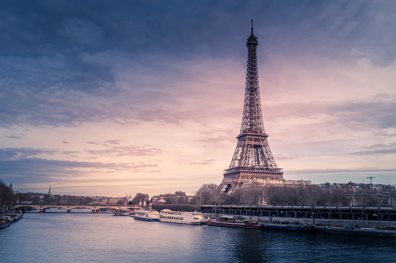 Best Travel eSIM France 5G (Paris, Nice) - Orange prepaid mobile data at CDG/ORY from $2.99 ($0.55/GB)
