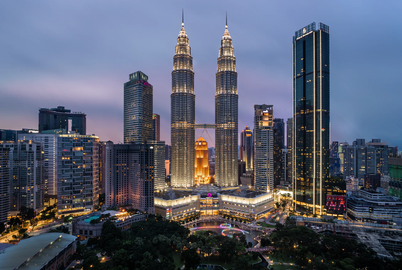 Best Travel eSIM Malaysia 5G (Kuala Lumpur, Penang) - Maxis prepaid mobile data at KUL/PEN from $2.99 ($0.45/GB)