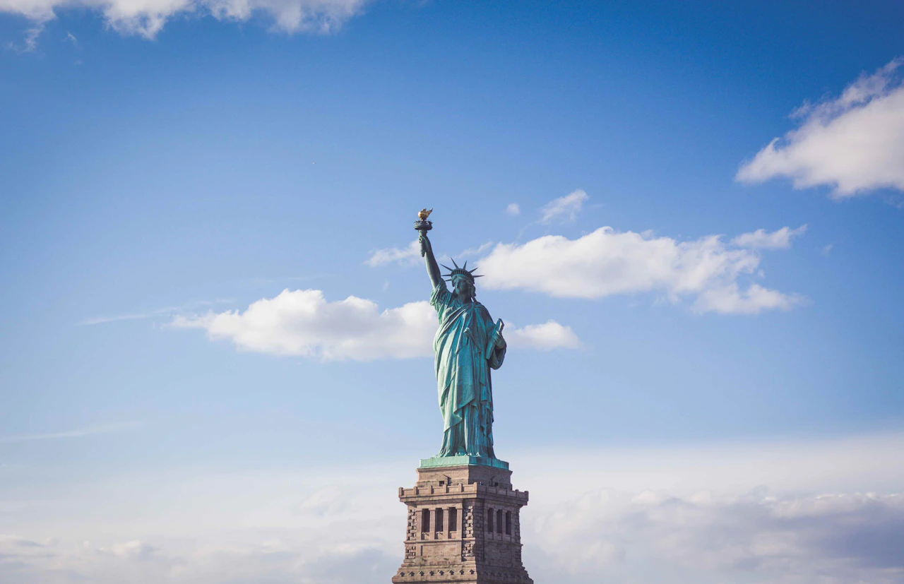 Best Travel eSIM United States 5G (New York, Los Angeles) - Verizon prepaid mobile data at JFK/LAX from $2.99 ($0.87/GB)